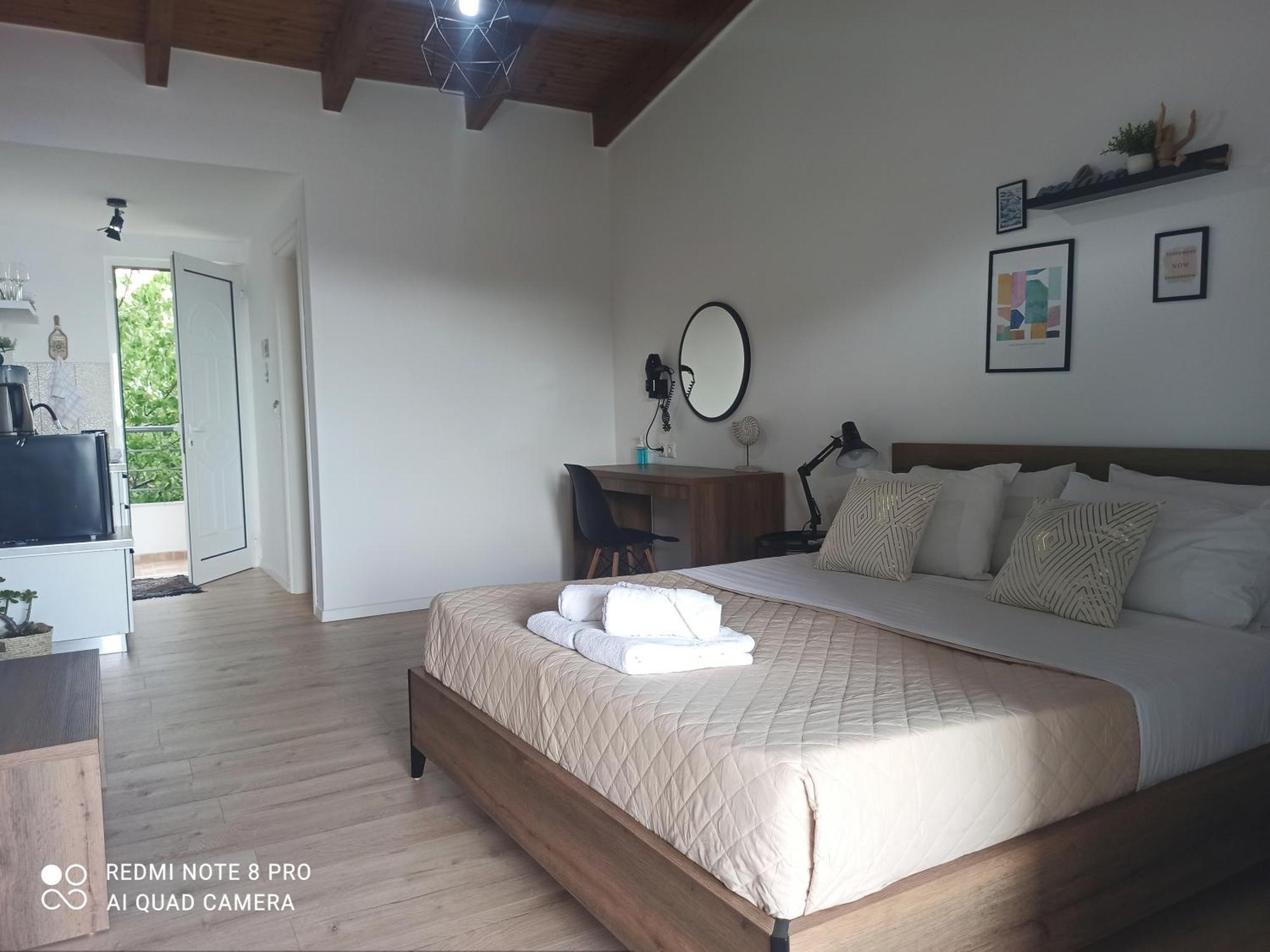 Bourbos Summer Rooms Himare Ruang foto