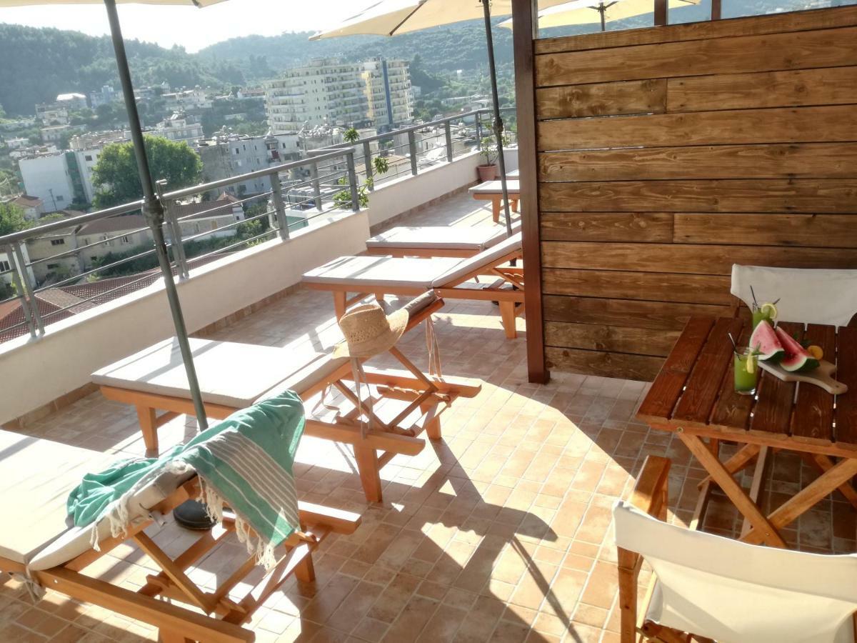 Bourbos Summer Rooms Himare Bagian luar foto